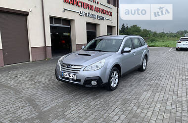 Subaru Legacy Outback  2013