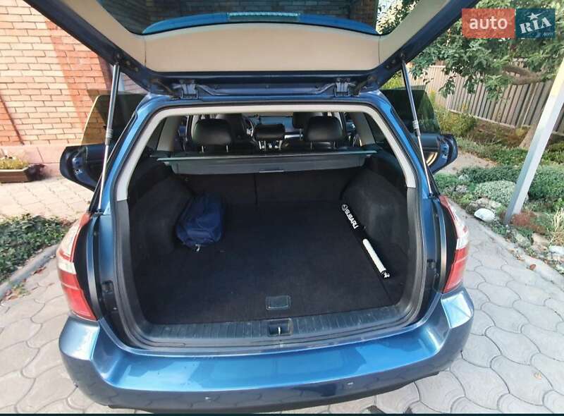 Універсал Subaru Legacy Outback