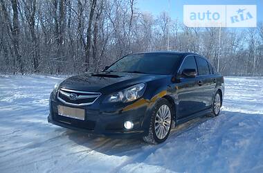 Subaru Legacy GT 2011