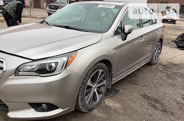 Subaru Legacy  2015