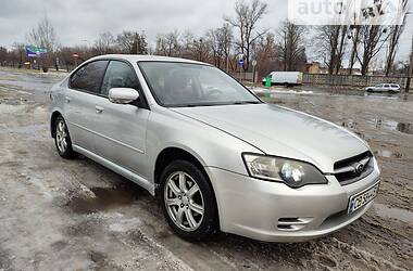 Subaru Legacy  2004