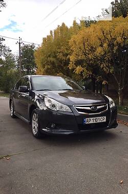 Subaru Legacy  2011