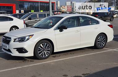 Subaru Legacy premium 2019