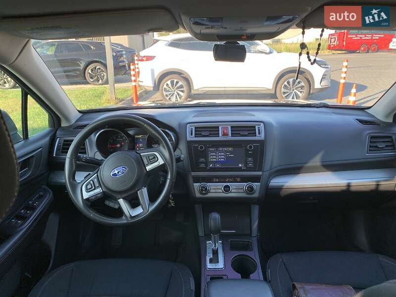 Седан Subaru Legacy