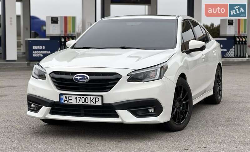 Седан Subaru Legacy