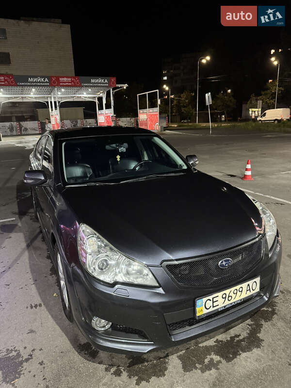 Легковые Subaru Legacy