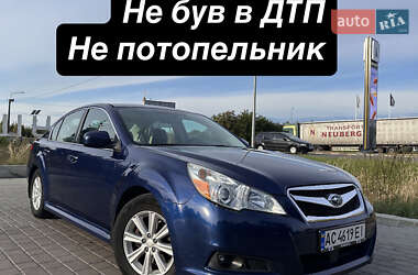 Subaru Legacy  2011