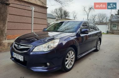 Subaru Legacy  2010