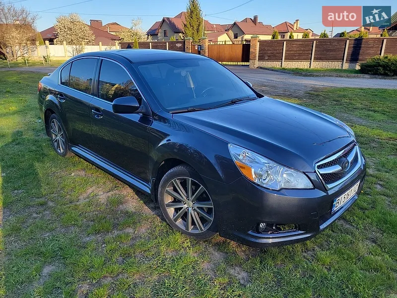 Subaru Legacy 2013