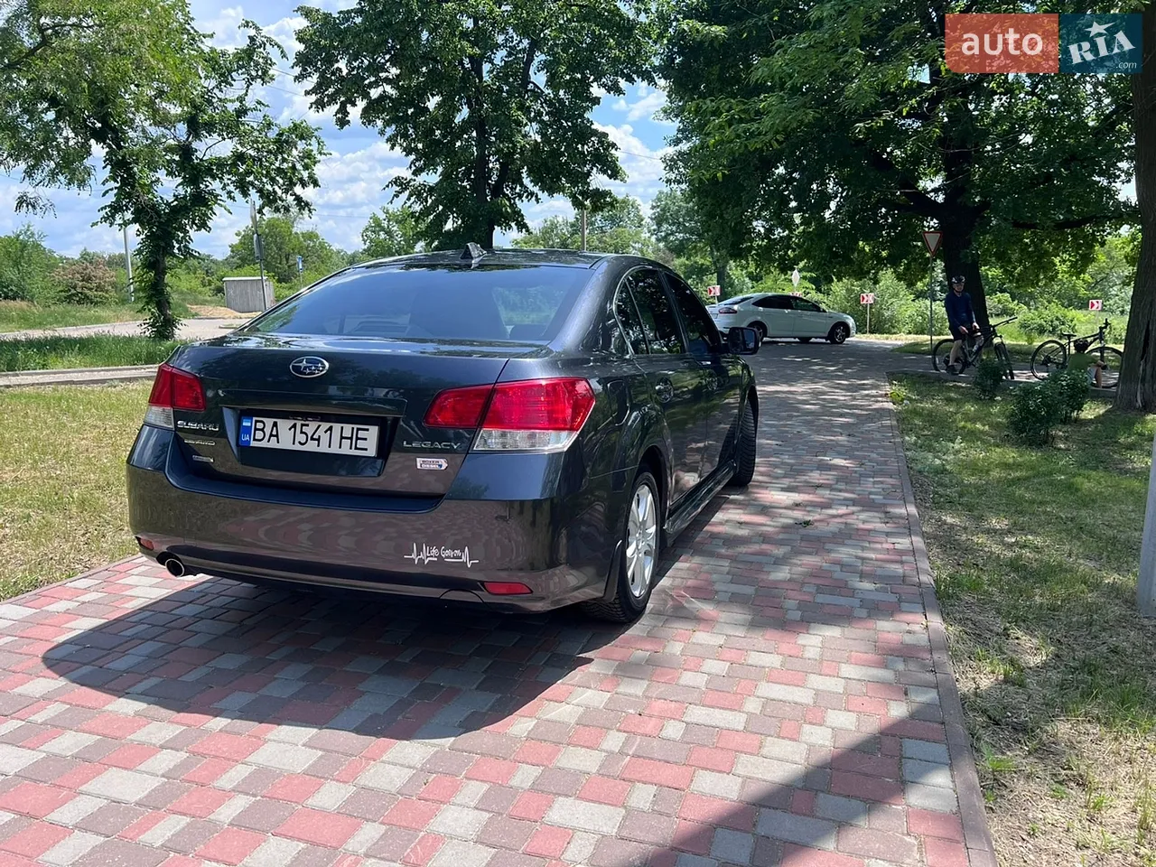 2010 Subaru Legacy - мініатюра 4
