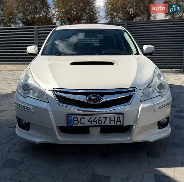 Subaru Legacy 2013