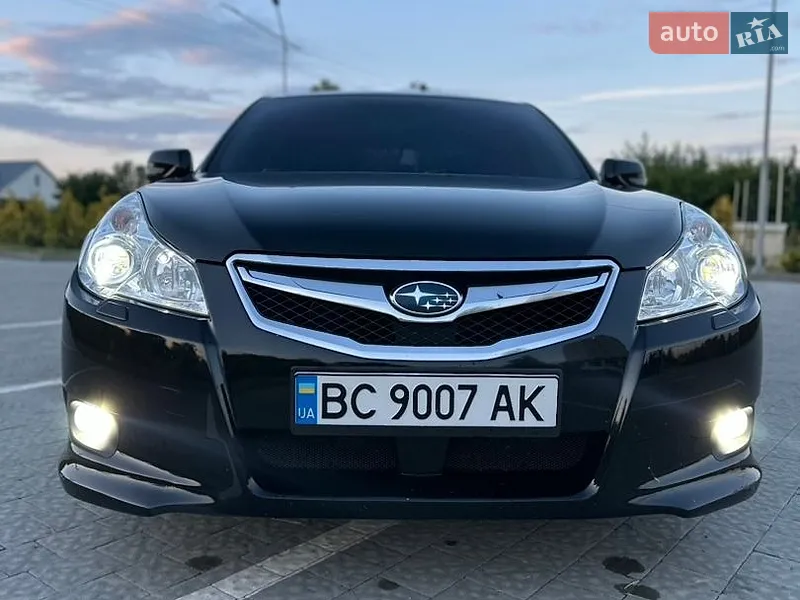Subaru Legacy 2011