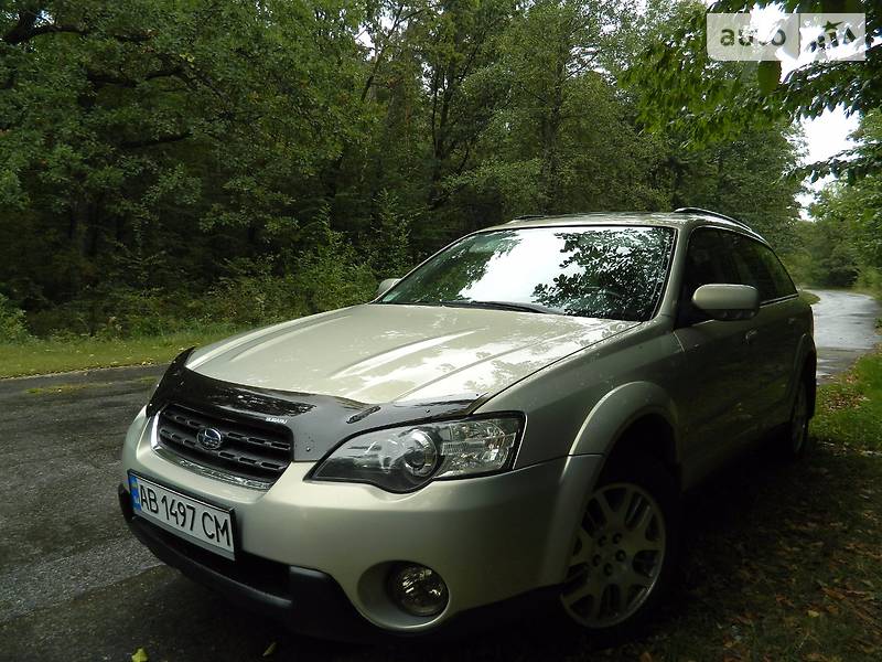 Subaru Outback 2005 года