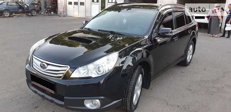 Внедорожник / Кроссовер Subaru Outback