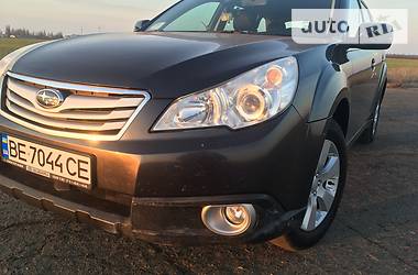 Subaru Outback  2010
