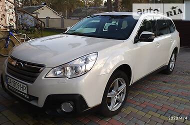 Subaru Outback Legacy 2014