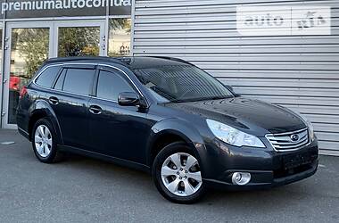 Subaru Outback AWD 2011