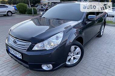 Subaru Outback AWD 2011