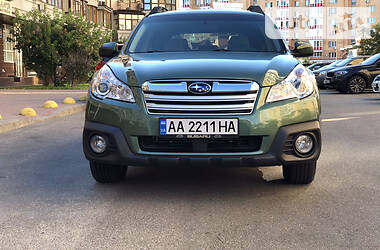 Subaru Outback  2013