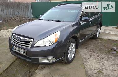 Subaru Outback  2011