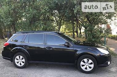 Subaru Outback  2011