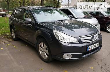 Subaru Outback  2011