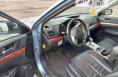 Subaru Outback  2012