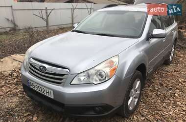 Subaru Outback Lux 2011