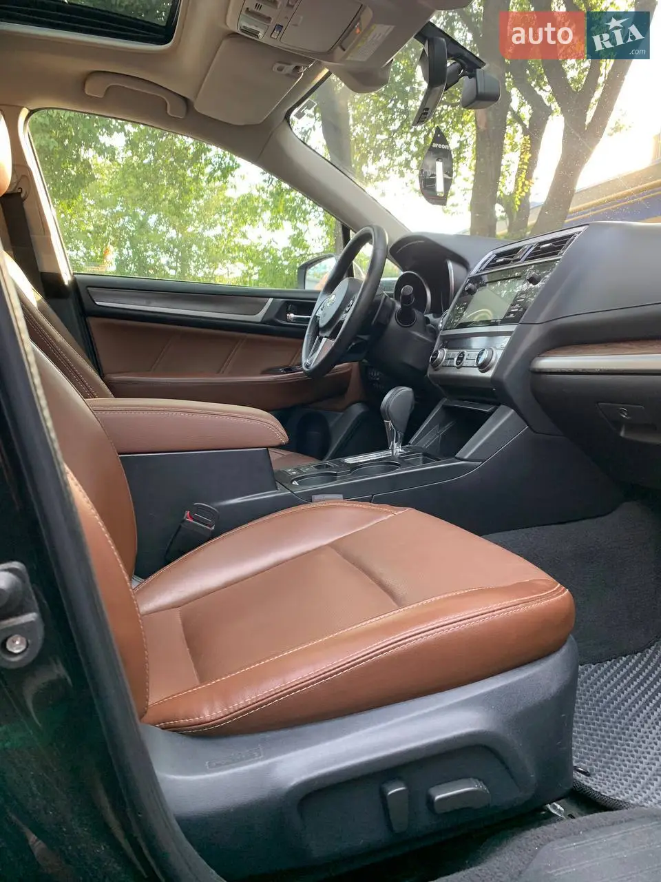 2017 Subaru Outback - мініатюра 2