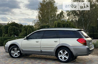 Subaru Outback  2005