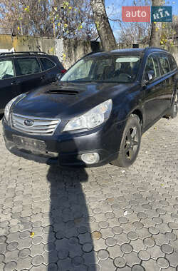 Subaru Outback 2010