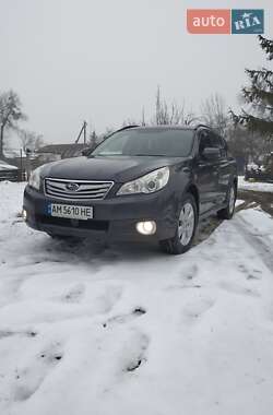Subaru Outback  2011