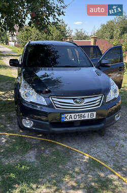 Subaru Outback  2010