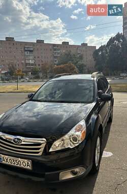 Subaru Outback  2011