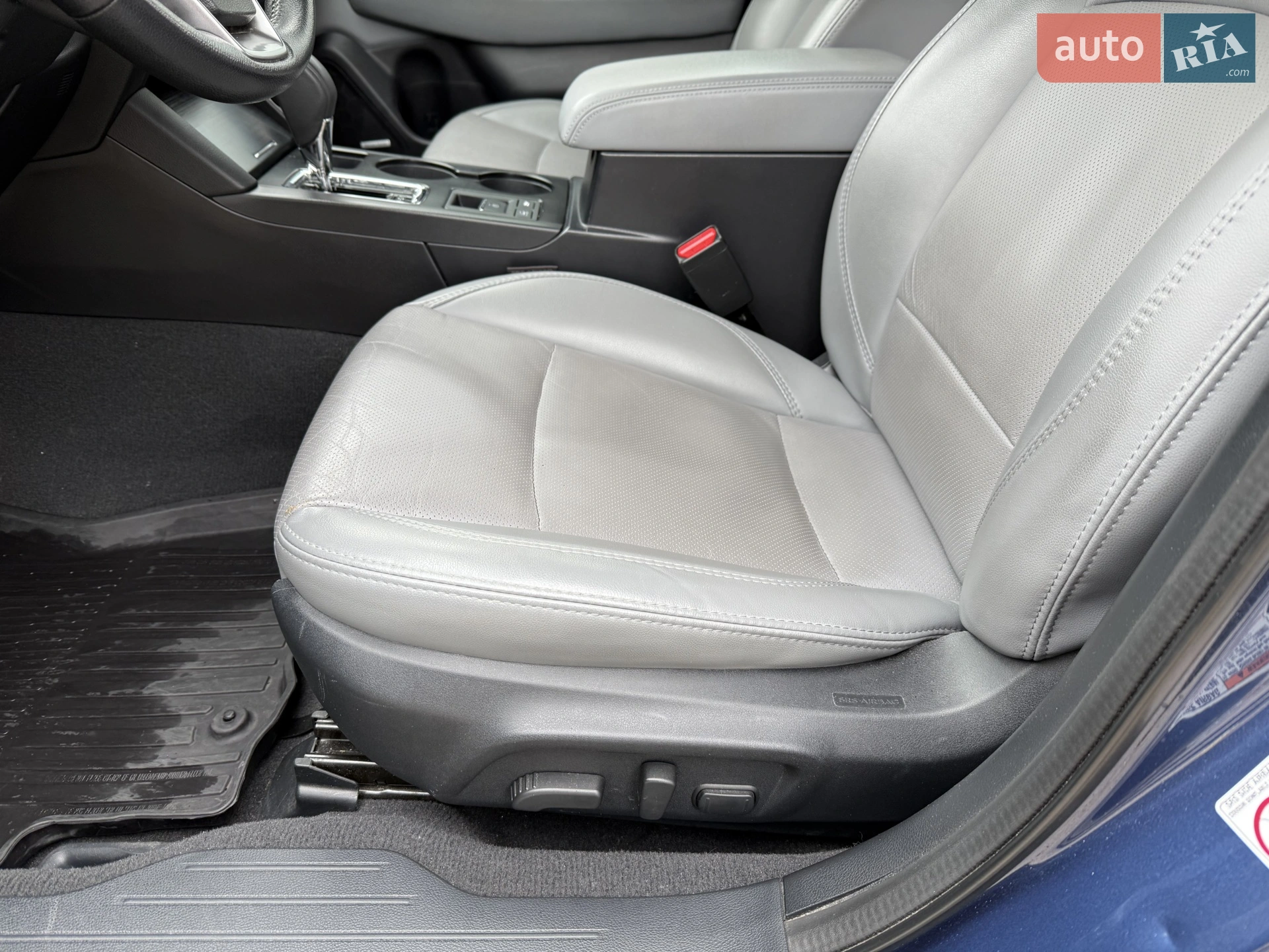 Subaru Outback 2019 VIN 4S4BSAJC9K3290155 фото оголошення 34 з 52