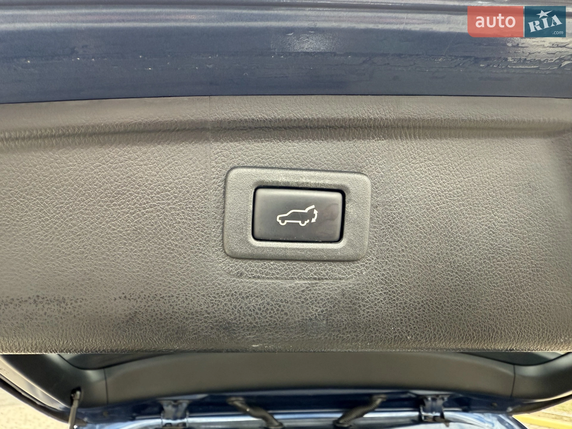 Subaru Outback 2019 VIN 4S4BSAJC9K3290155 фото оголошення 49 з 52