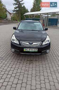Subaru Outback 2010