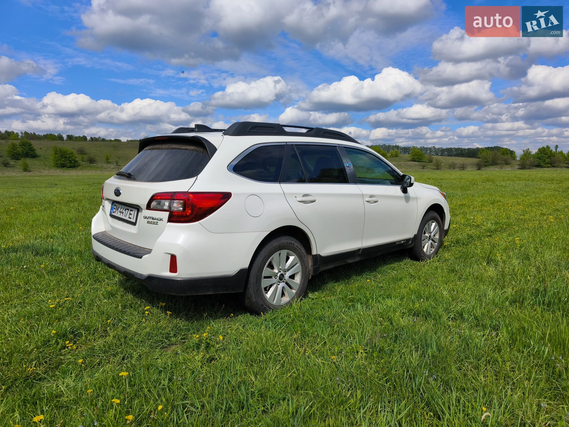 Subaru Outback 2017 VIN 4S4BSACC4H3438993 фото оголошення 4 з 9