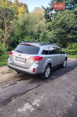 Subaru Outback  2012