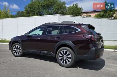 Subaru Outback  2024