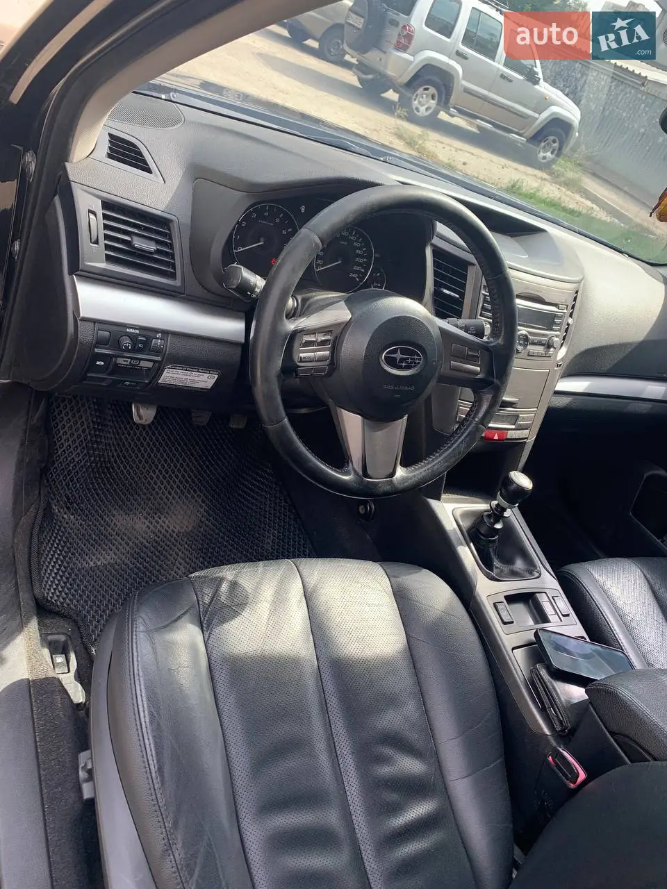 2011 Subaru Outback - мініатюра 2