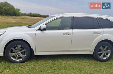 Subaru Outback 2014