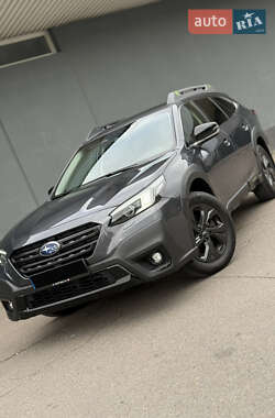 Subaru Outback  2021