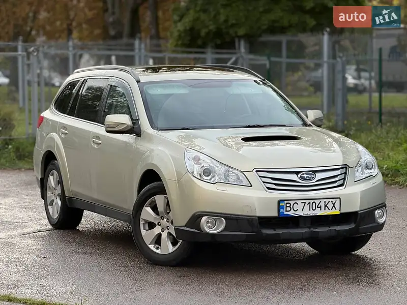 Subaru Outback 2010