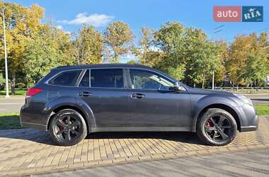 Subaru Outback  2013