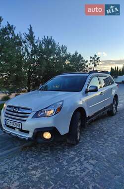 Subaru Outback  2013