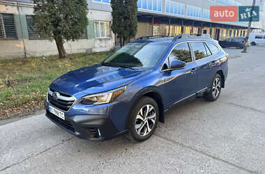 Subaru Outback  2021