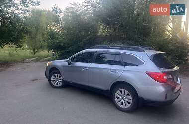 Subaru Outback 2016