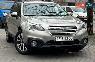 Subaru Outback 2015