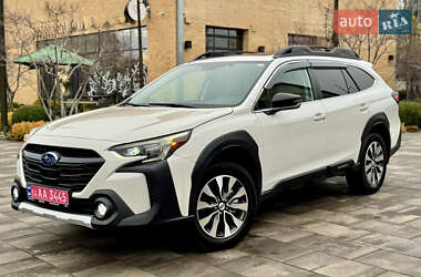 Subaru Outback  2024